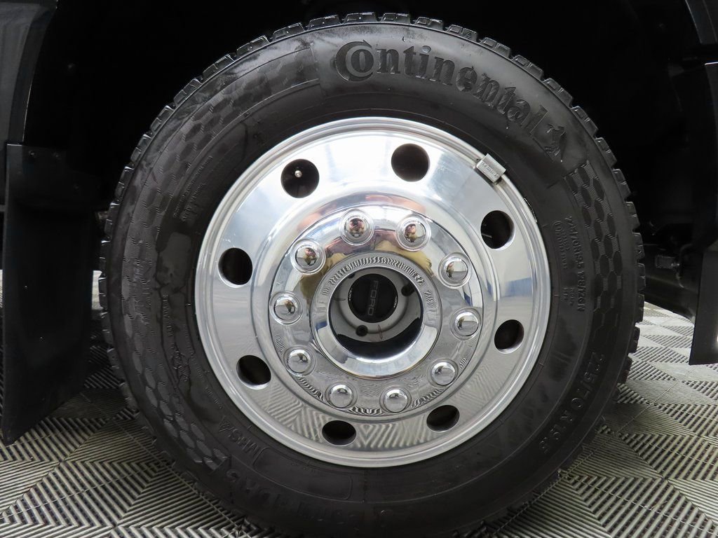 Used 2025 Ford F450 Platinum w/ Platinum Plus Package AWD/4WD image 8