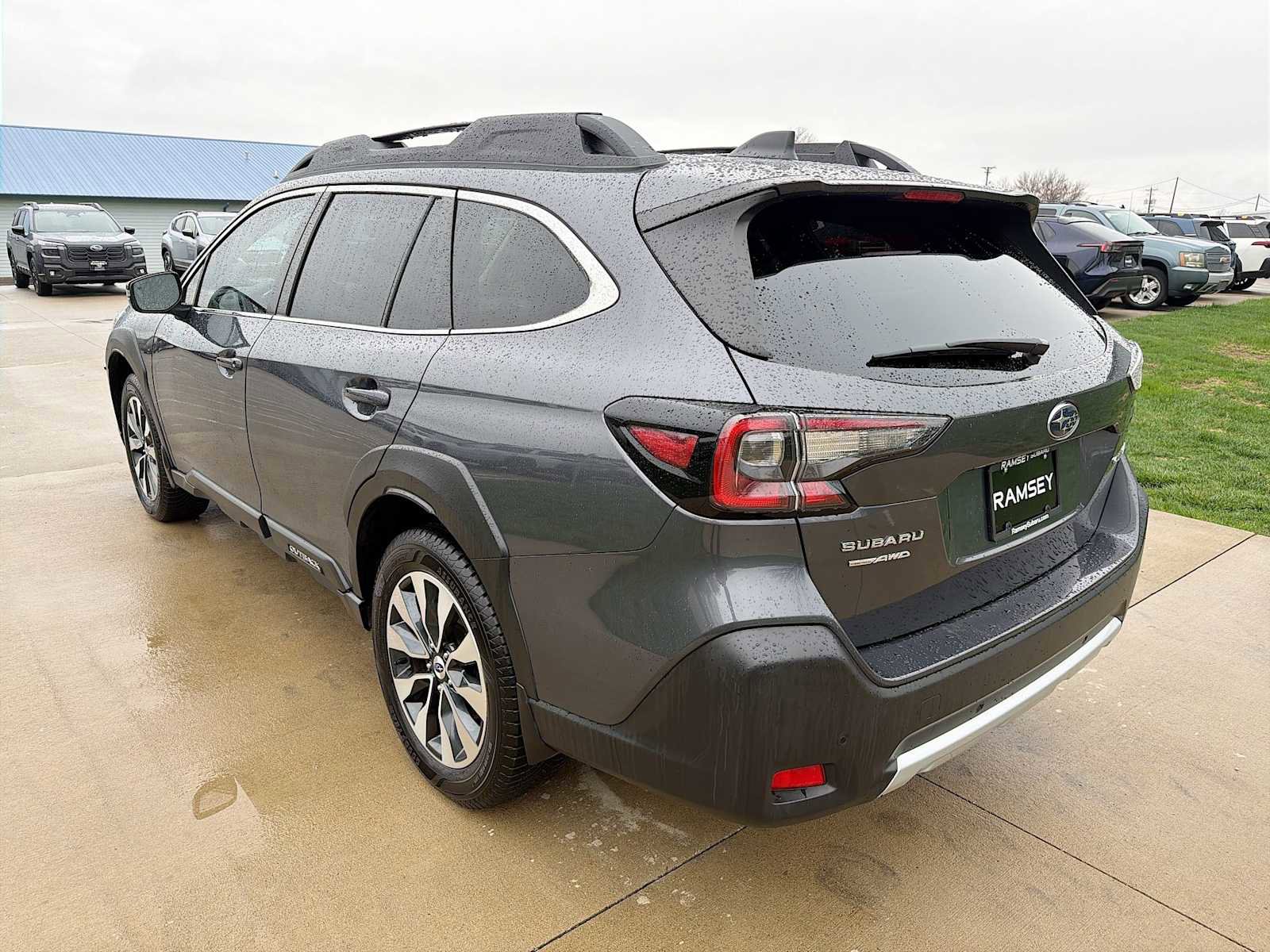 Certified 2023 Subaru Outback Limited image 4