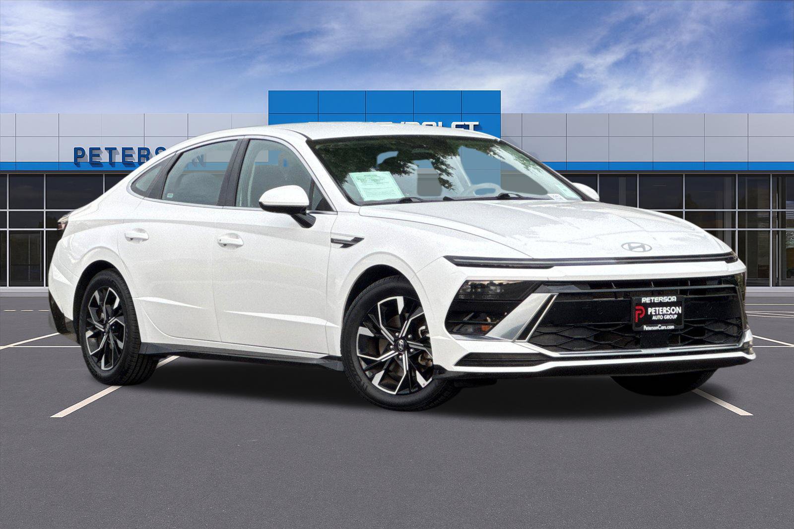 Used 2025 Hyundai Sonata SEL FWD image 2