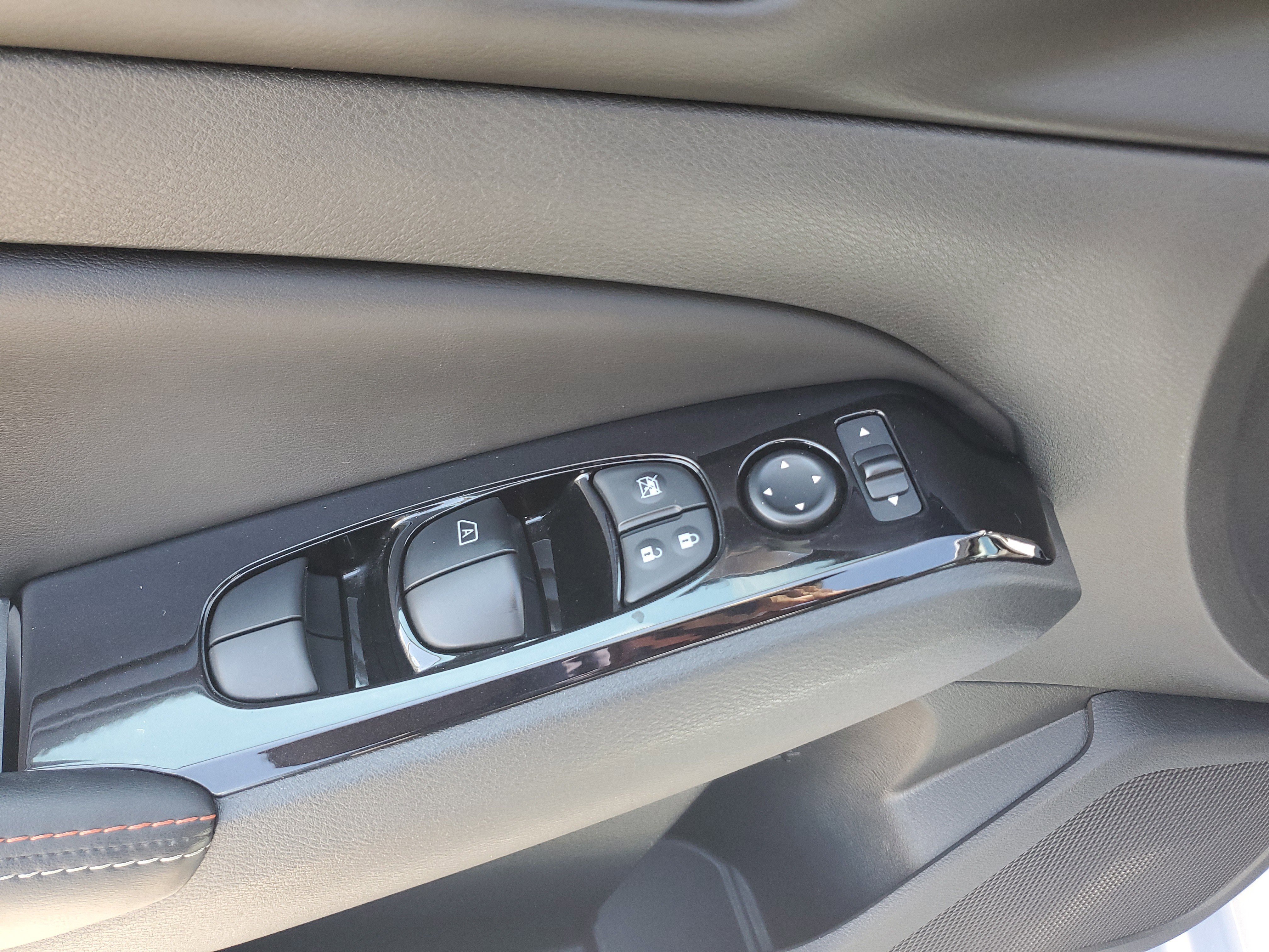 Used 2024 Nissan Altima 2.5 SR w/ SR Premium Package image 26