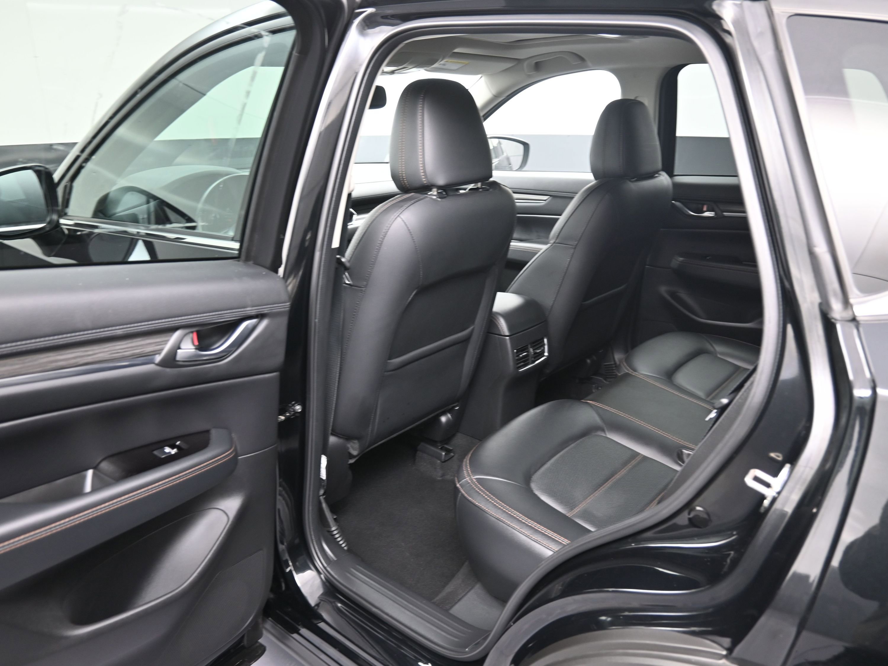 Used 2023 MAZDA CX-5 AWD 2.5 S w/ Premium Package image 22