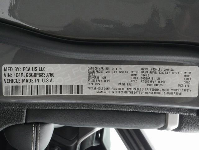 Used 2023 Jeep Grand Cherokee L Limited image 31