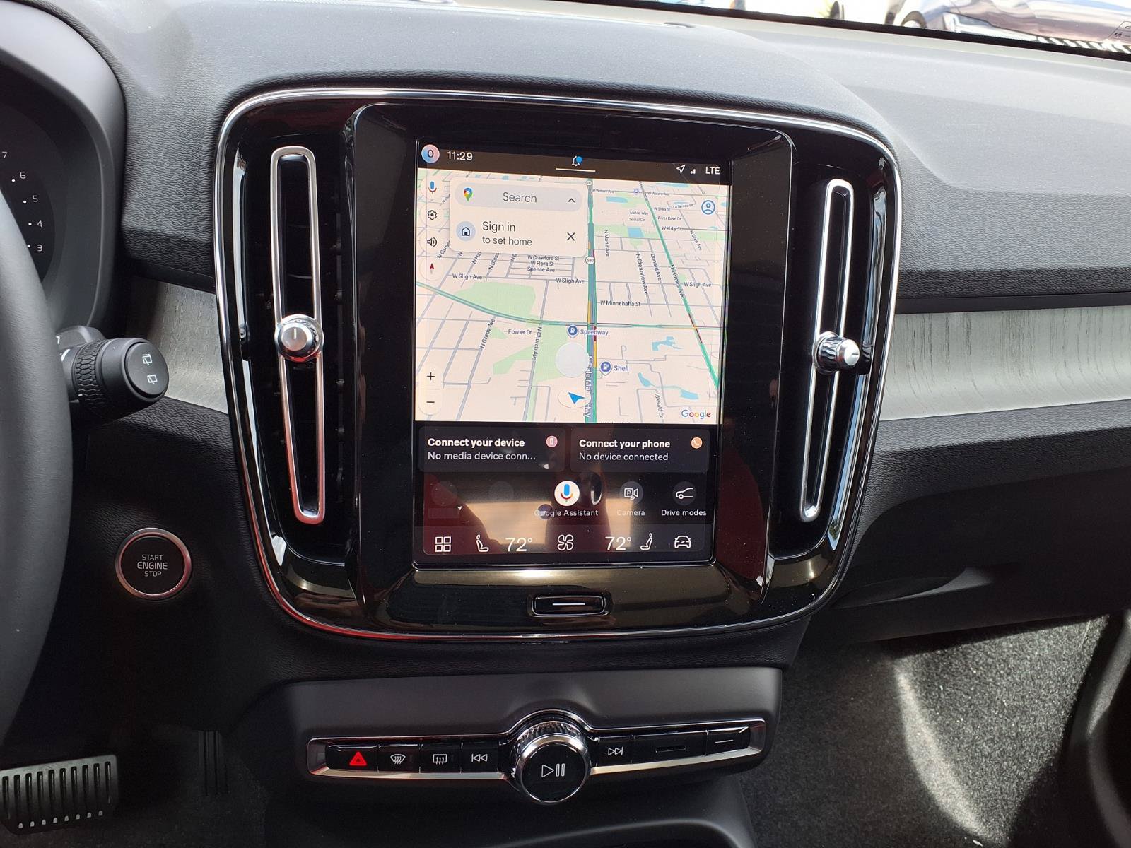 New 2026 Volvo XC40 B5 Core AWD/4WD image 15