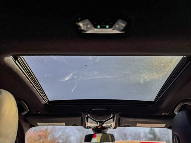 Used 2020 BMW 330i xDrive Sedan w/ Convenience Package image 38