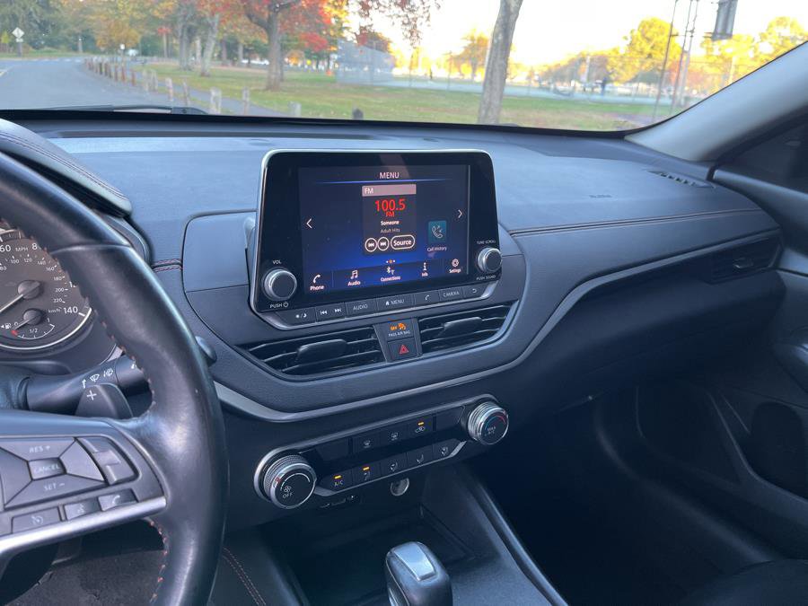 Used 2022 Nissan Altima 2.5 SR image 38