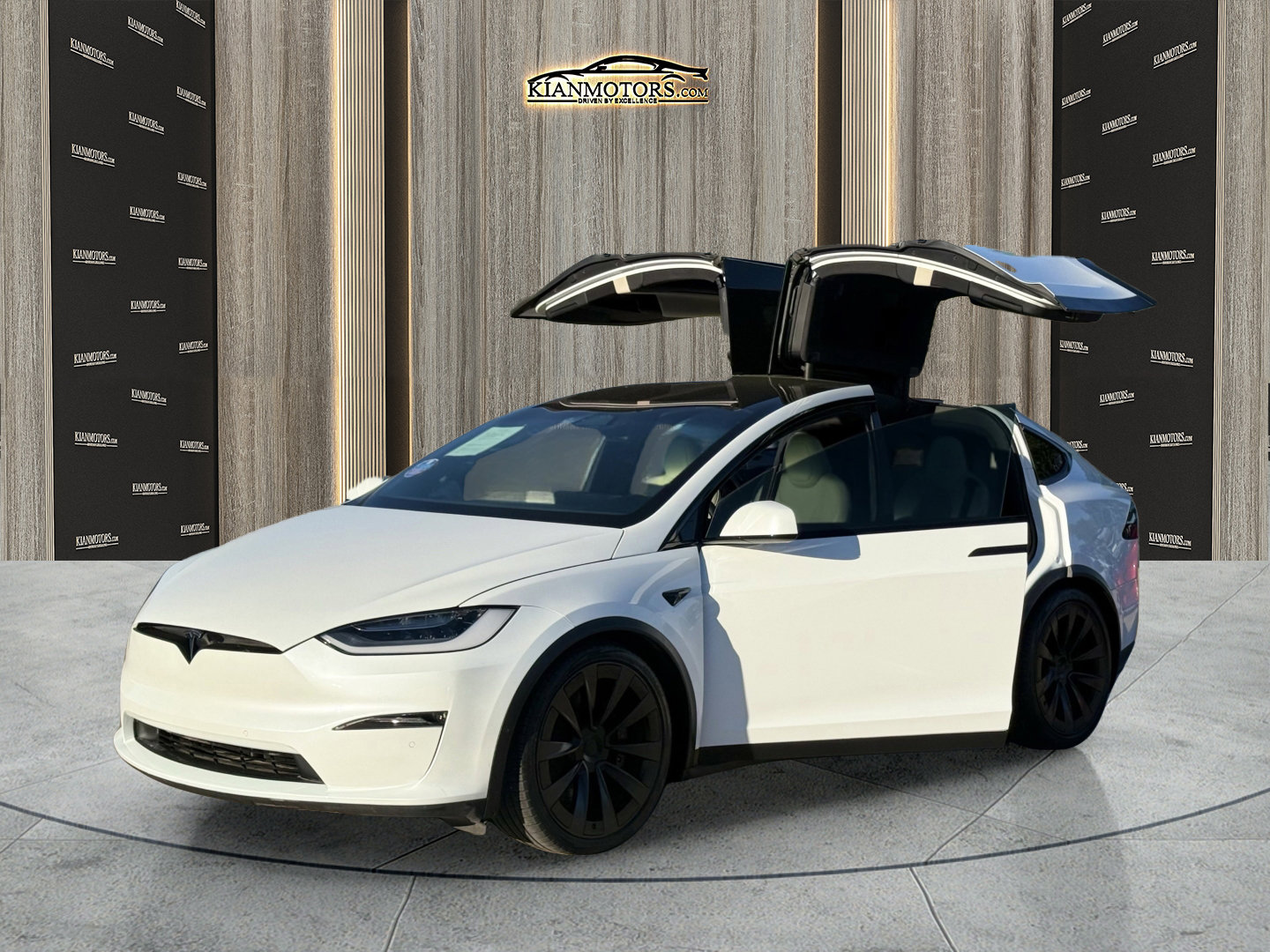 Used 2022 Tesla Model X image 11