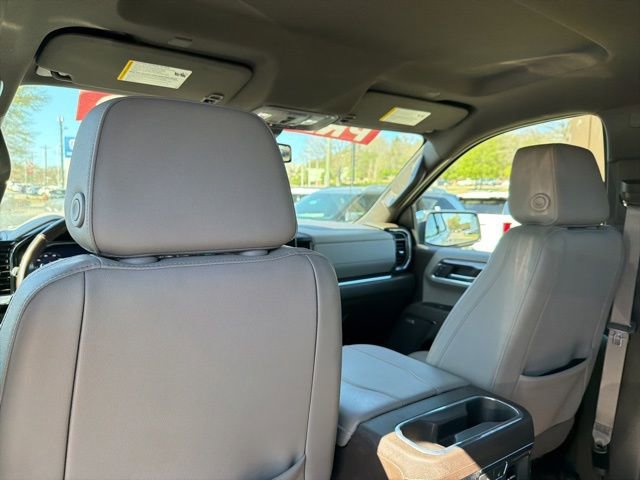 Used 2025 Chevrolet Silverado 1500 LTZ image 30