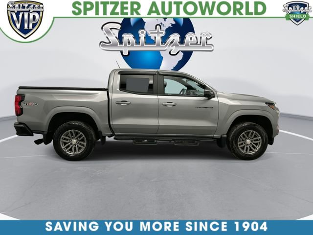 Used 2023 Chevrolet Colorado LT w/ LT Convenience Package II AWD/4WD image 11