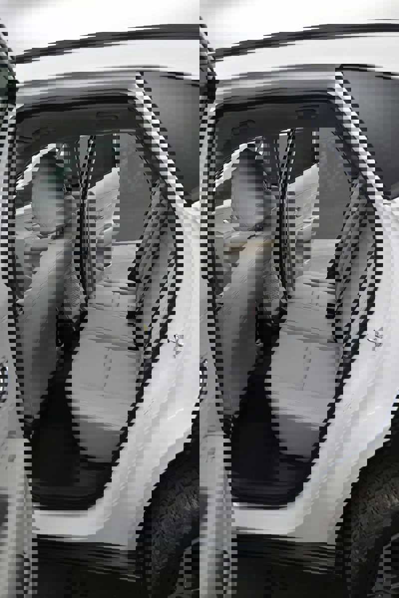 New 2026 Hyundai Kona SEL Premium image 14