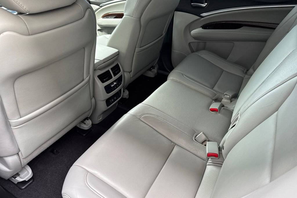 Certified 2019 Acura MDX FWD image 5