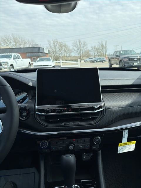 New 2026 Jeep Compass Latitude image 26