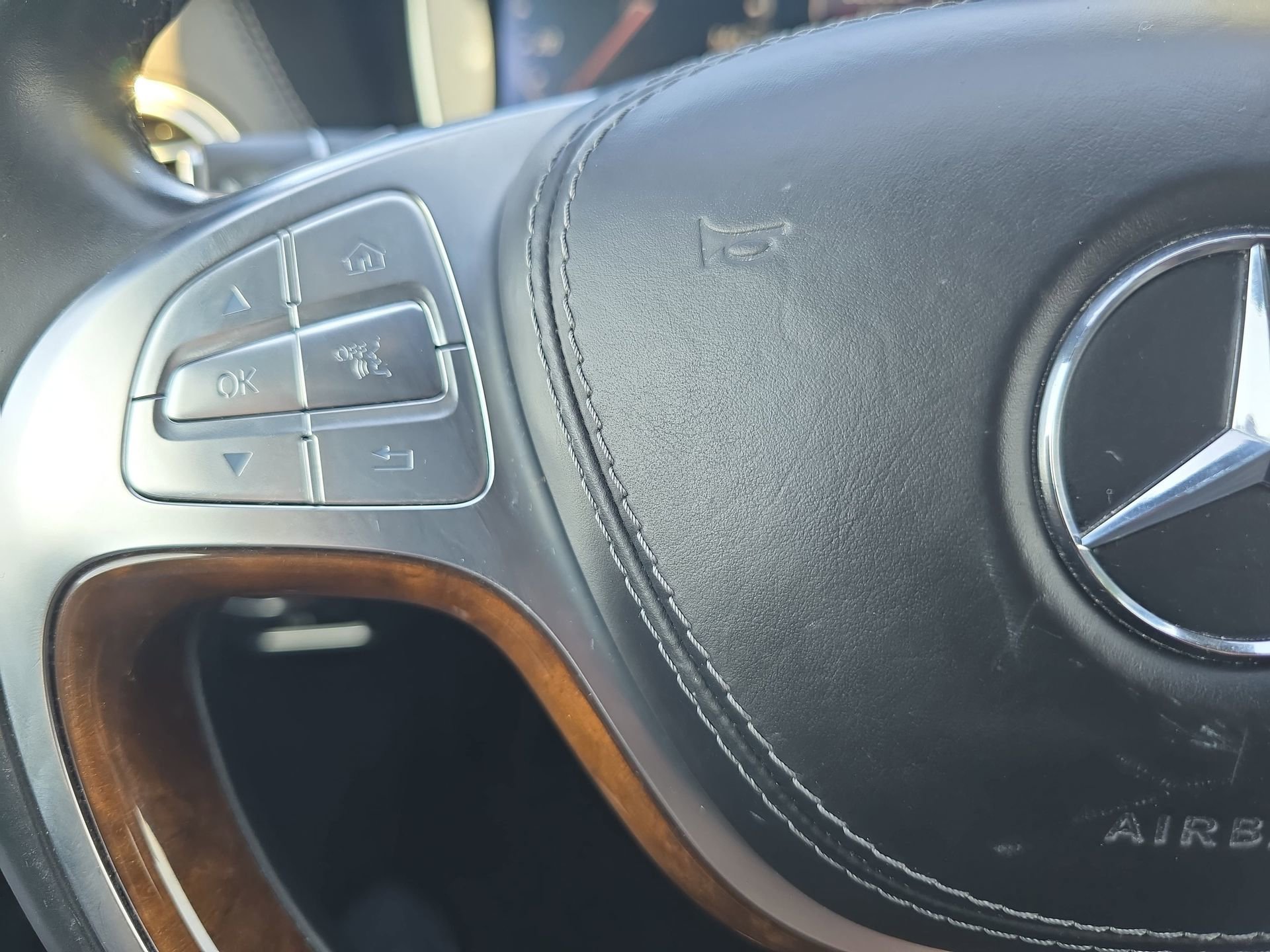 Used 2015 Mercedes-Benz S 550 4MATIC Sedan image 17