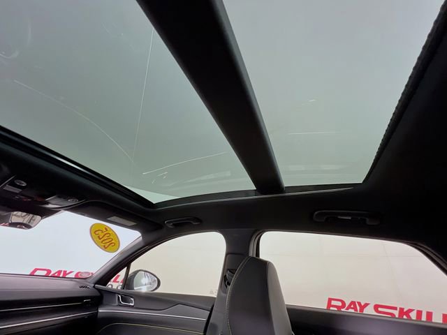 Used 2025 Kia K5 GT image 26