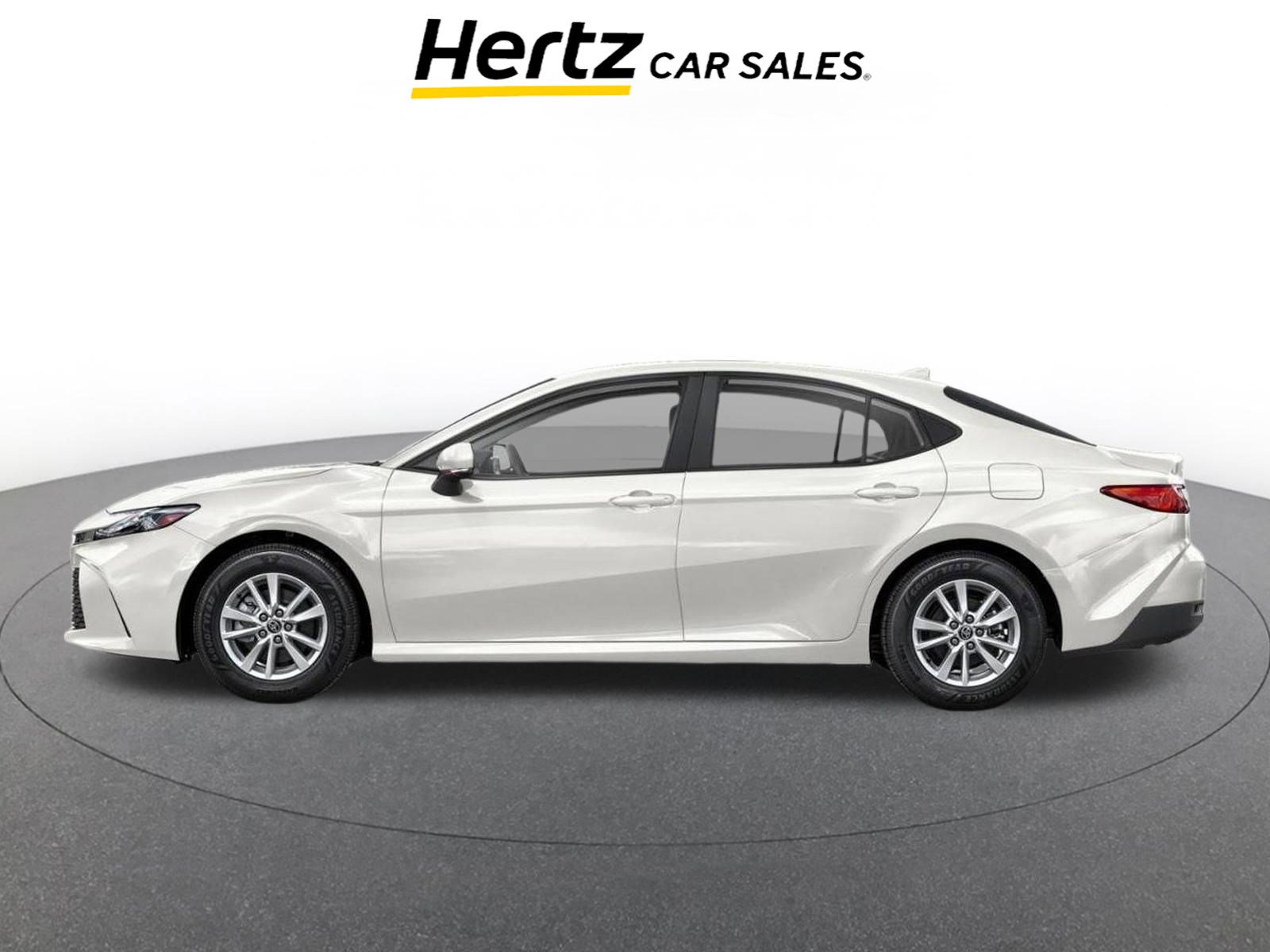 Used 2025 Toyota Camry LE FWD image 3