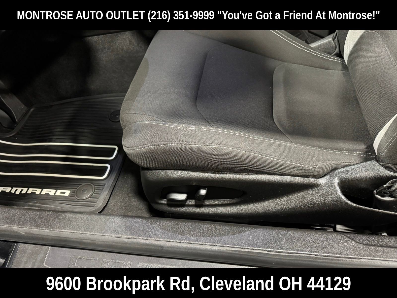 Used 2020 Chevrolet Camaro LT image 15