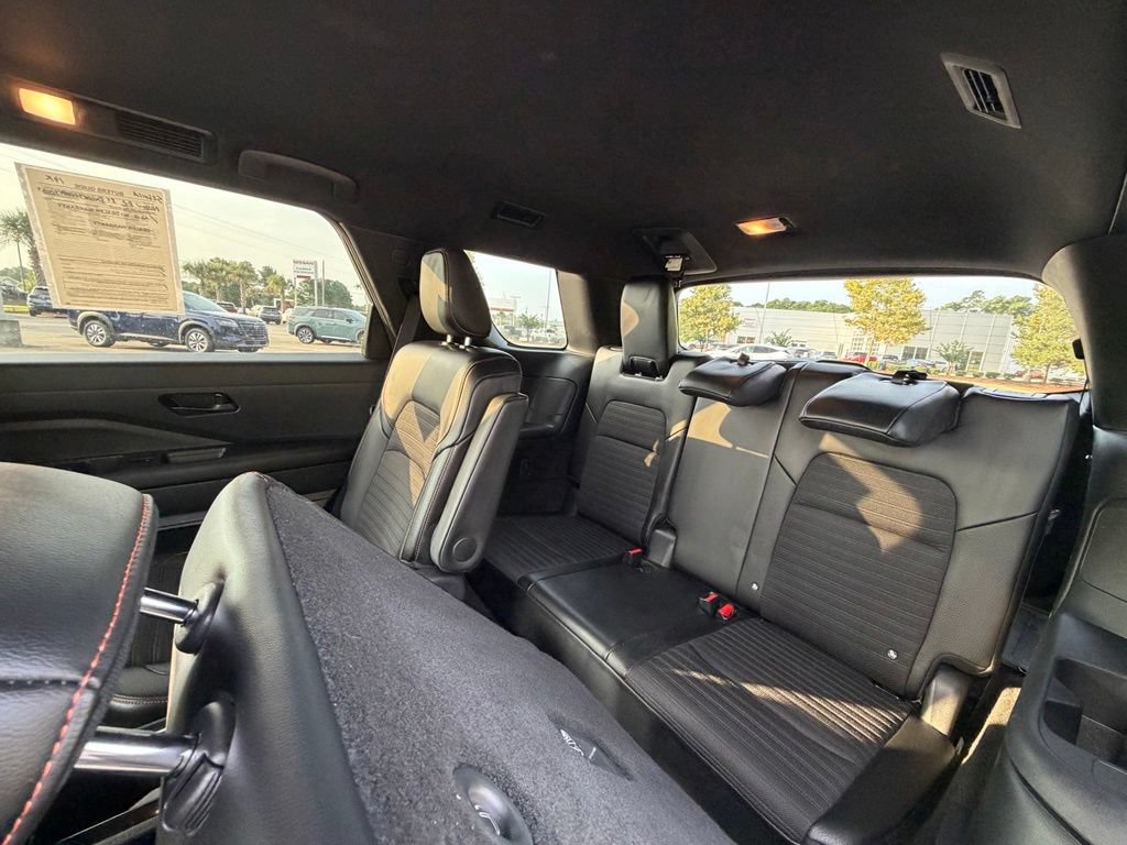 Used 2024 Nissan Pathfinder Rock Creek AWD/4WD image 26