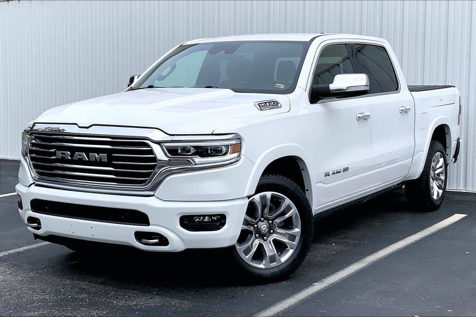 Used 2022 RAM 1500 Limited AWD/4WD image 1