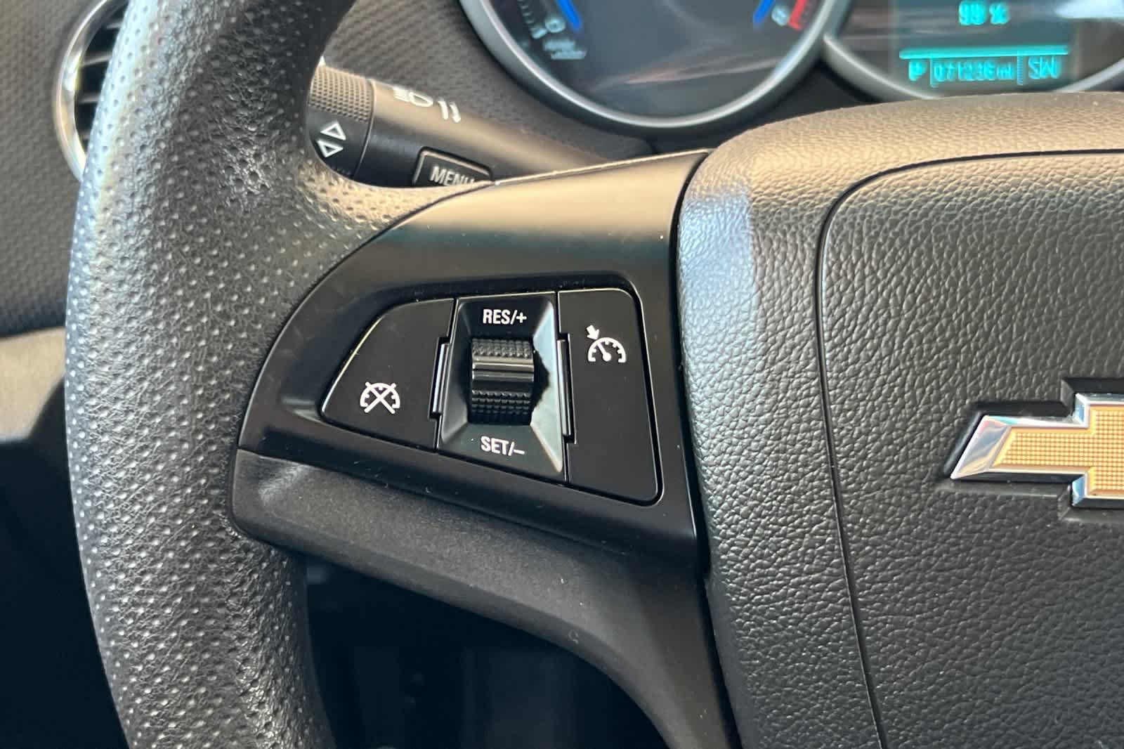 Used 2016 Chevrolet Cruze LT FWD image 23