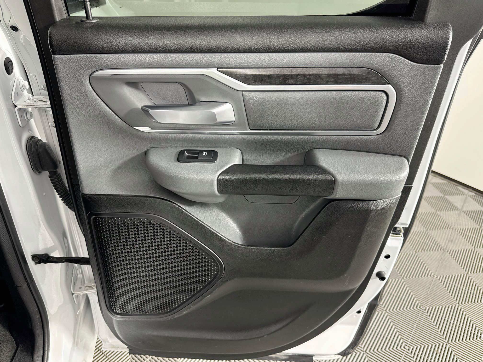 Used 2022 RAM 1500 Big Horn RWD image 47