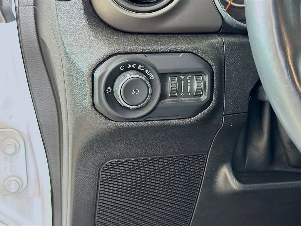 Used 2019 Jeep Wrangler Unlimited Sport S AWD/4WD image 27