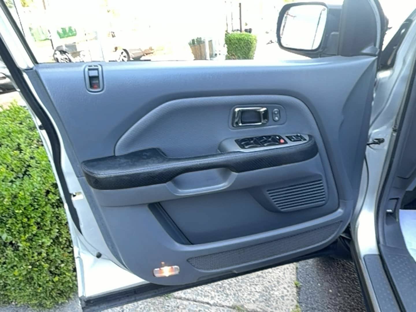 Used 2005 Honda Pilot EX-L image 14