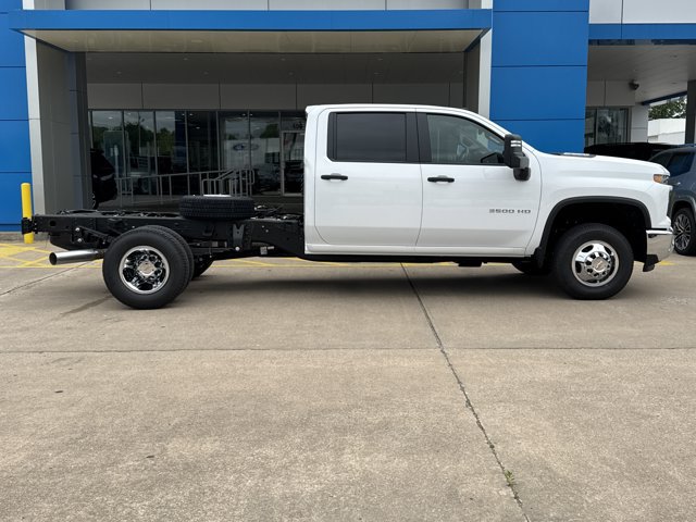 New 2026 Chevrolet Silverado 3500 W/T w/ WT Convenience Package AWD/4WD image 2