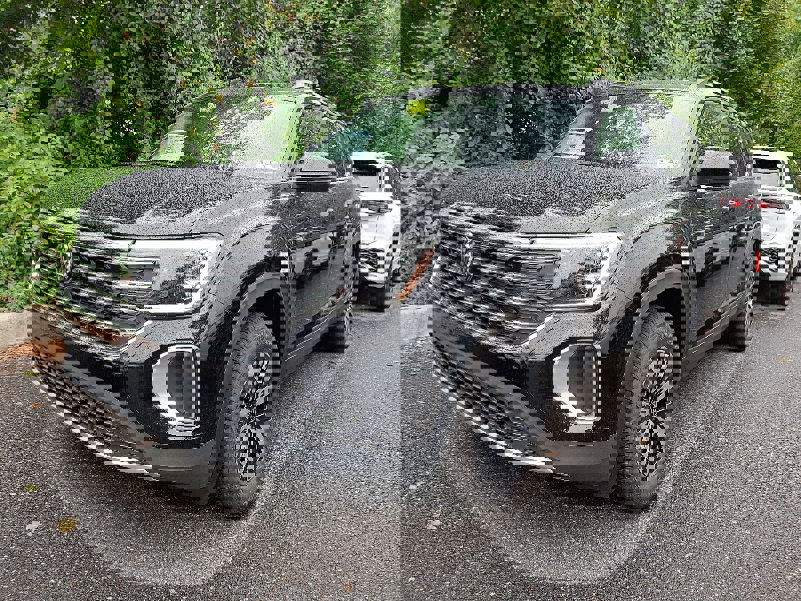 New 2026 Volkswagen Atlas SE image 2