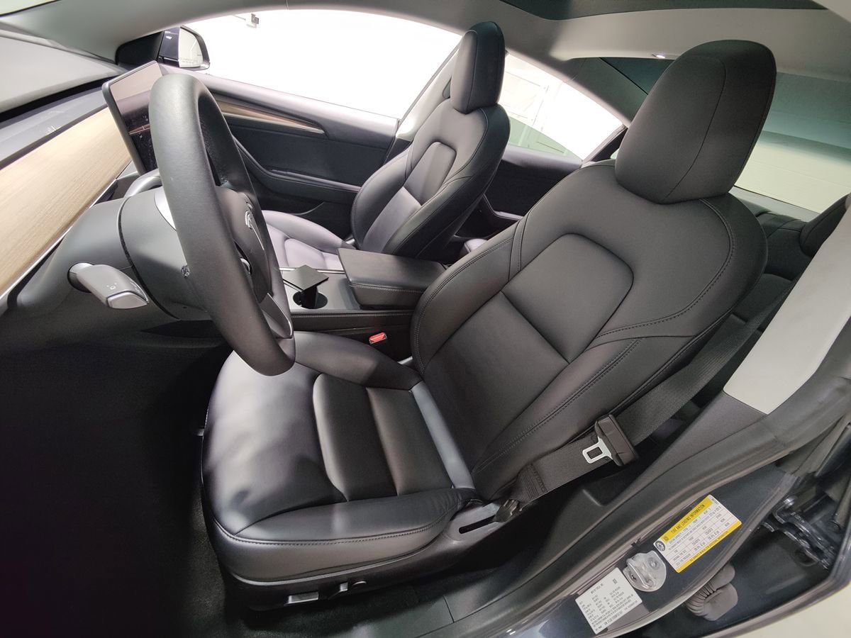 Used 2021 Tesla Model 3 Long Range AWD/4WD image 25