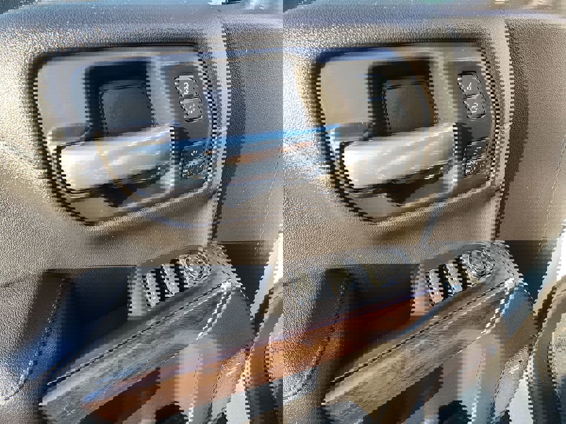 Used 2021 GMC Sierra 1500 SLT w/ SLT Premium Plus Package image 15