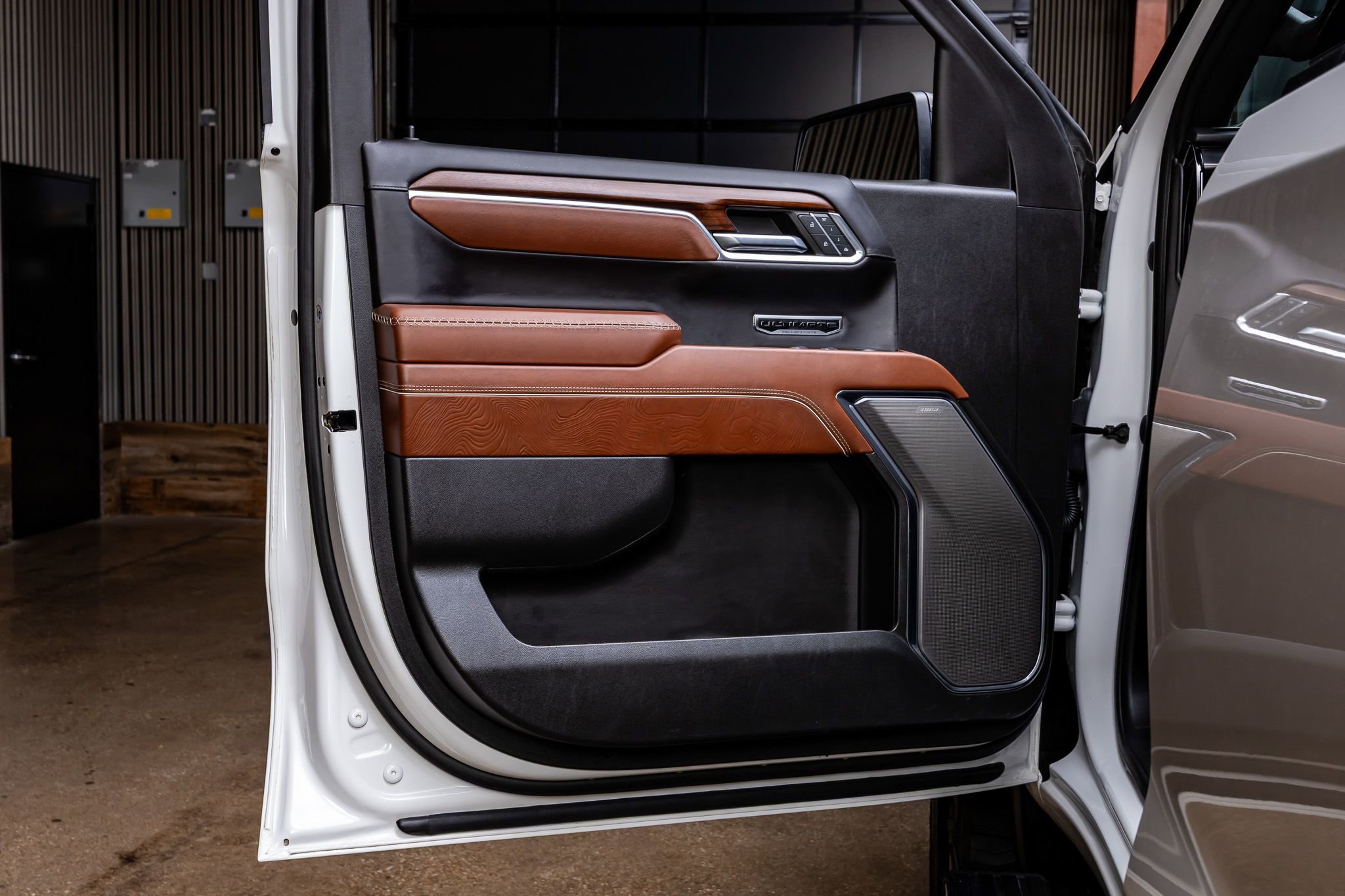 Used 2023 GMC Sierra 1500 Denali Ultimate image 34