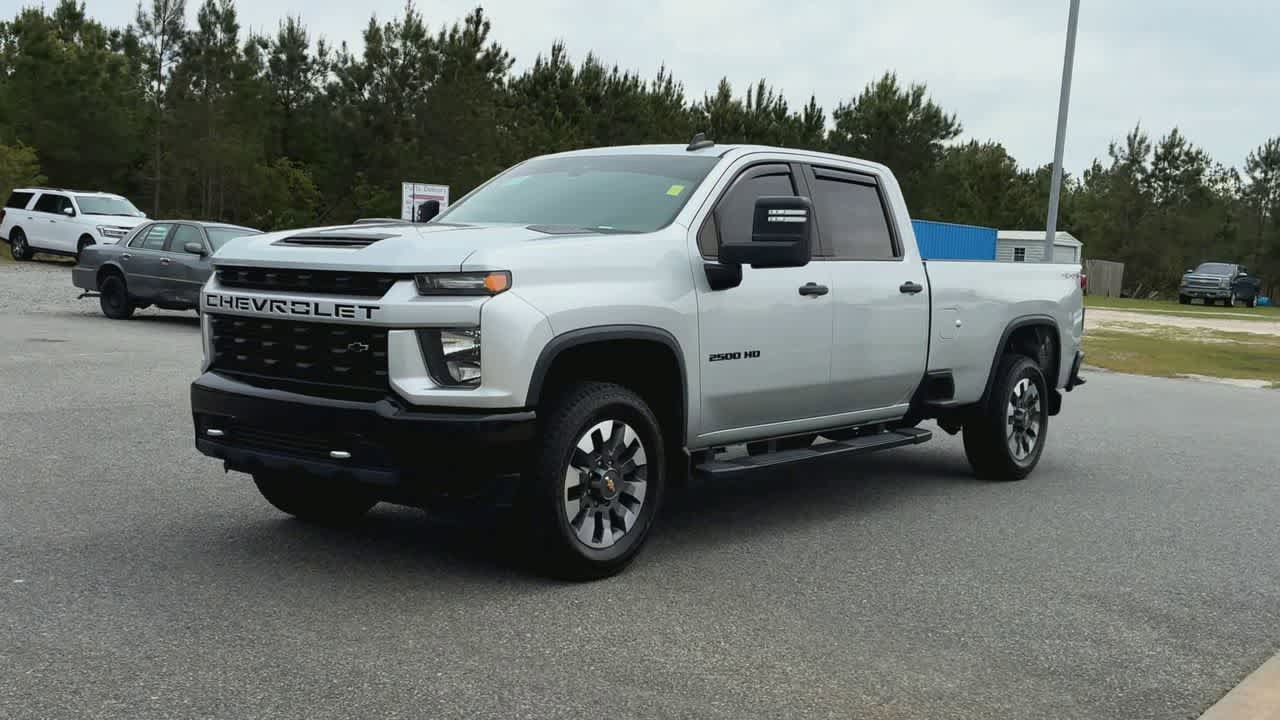Used 2021 Chevrolet Silverado 2500 Custom w/ Custom Value Package image 4