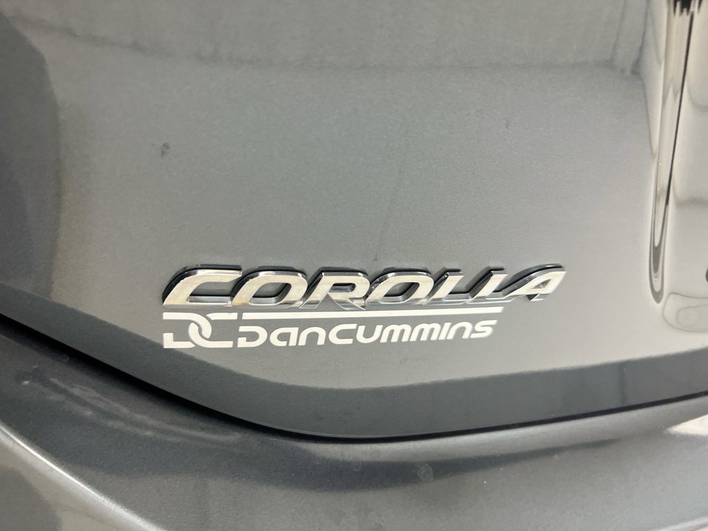 Used 2016 Toyota Corolla LE FWD image 25