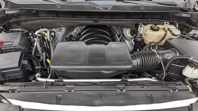 Used 2023 Chevrolet Suburban Premier image 33