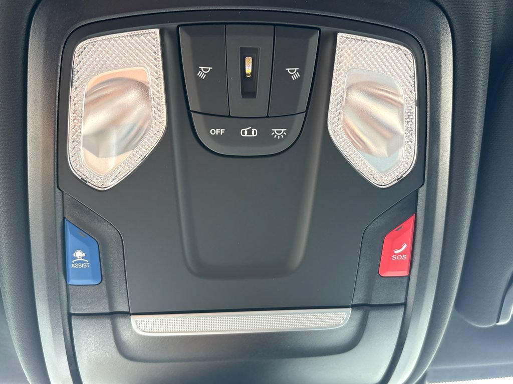 New 2026 RAM 3500 Big Horn AWD/4WD image 32