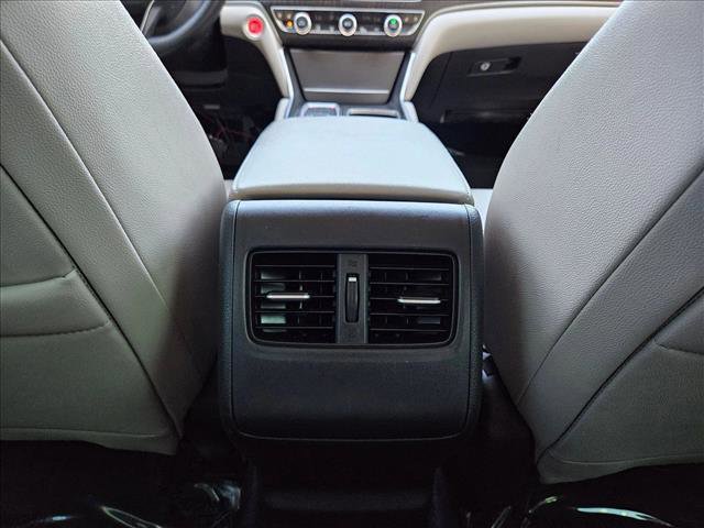 Used 2019 Honda Accord Touring image 25