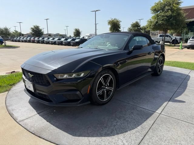 Used 2024 Ford Mustang Premium RWD image 3