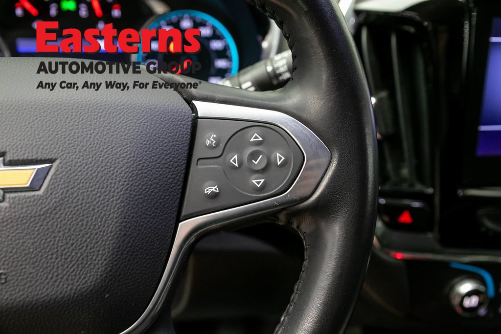 Used 2020 Chevrolet Traverse LT AWD/4WD image 16