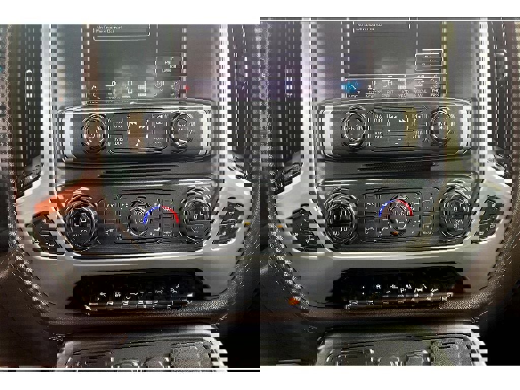 Used 2018 GMC Sierra 1500 SLT image 25