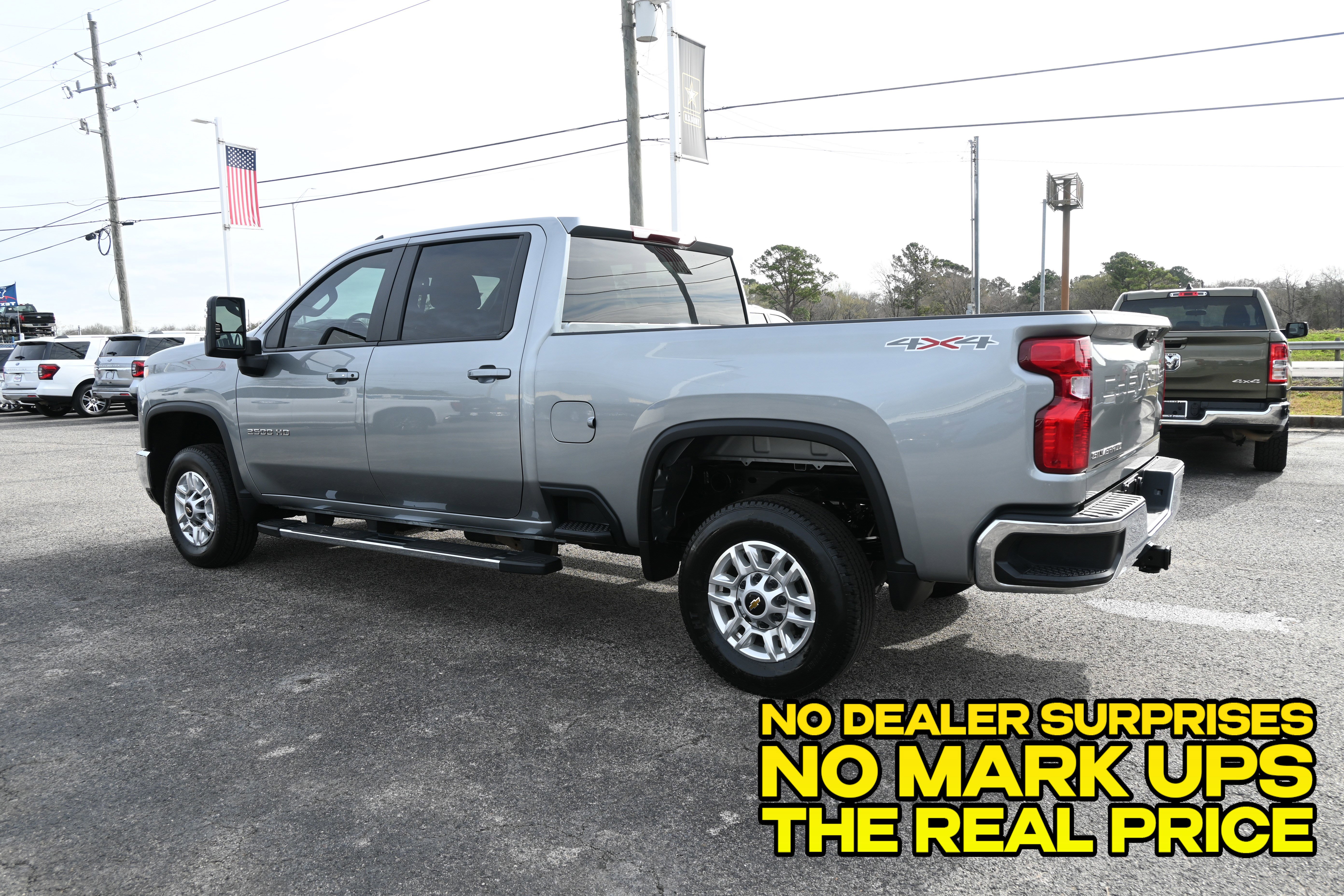 Used 2025 Chevrolet Silverado 2500 LT w/ Convenience Package image 6