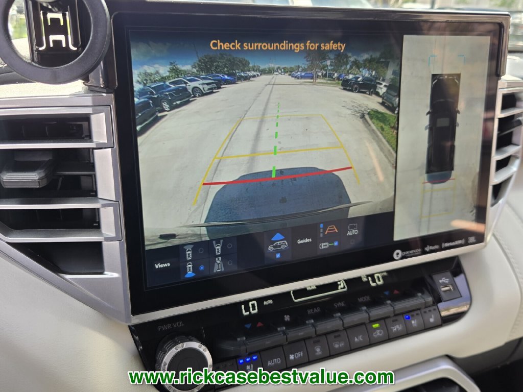 Used 2023 Toyota Sequoia Capstone AWD/4WD image 23