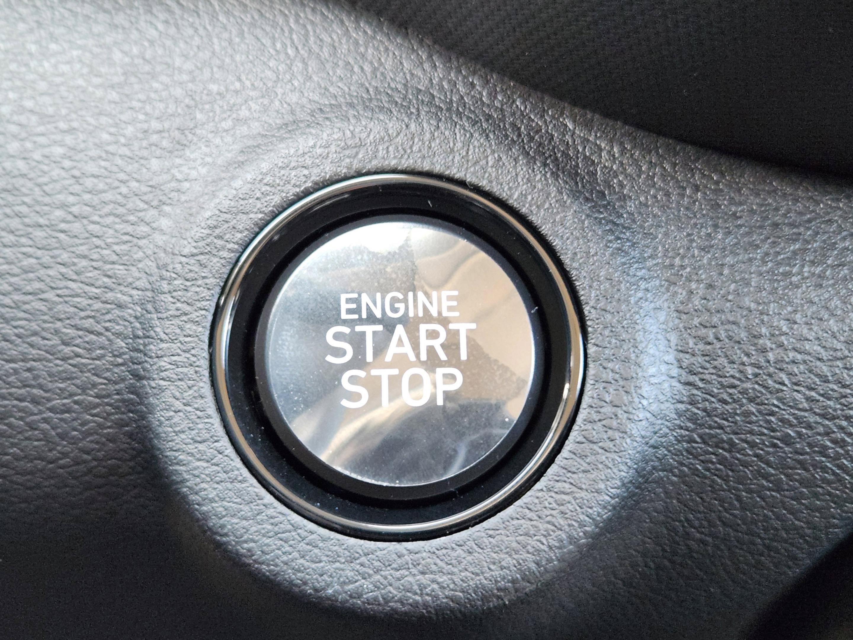 New 2026 Hyundai Venue SEL FWD image 30