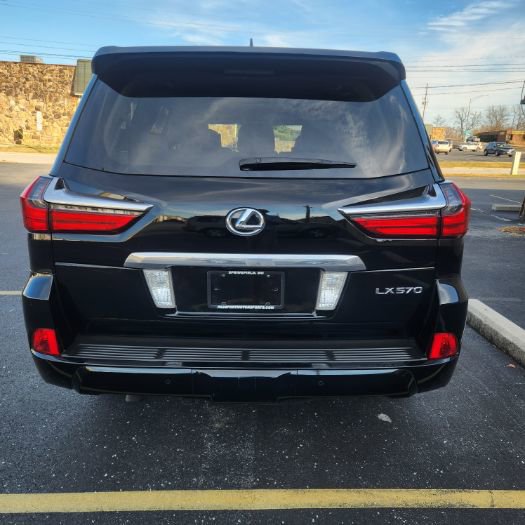 Used 2017 Lexus LX 570 4WD image 6