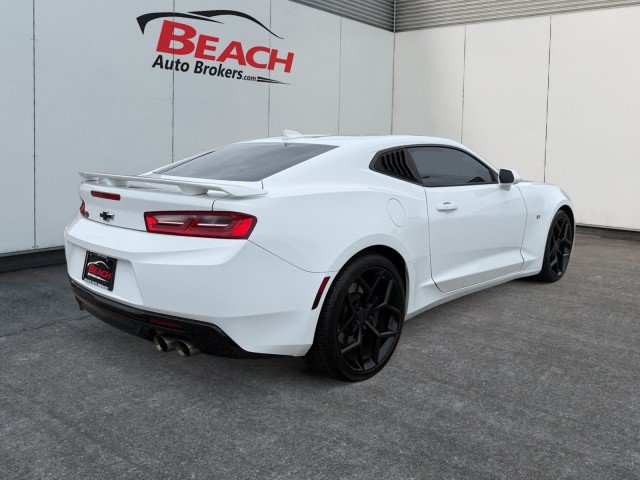 Used 2018 Chevrolet Camaro SS RWD image 13