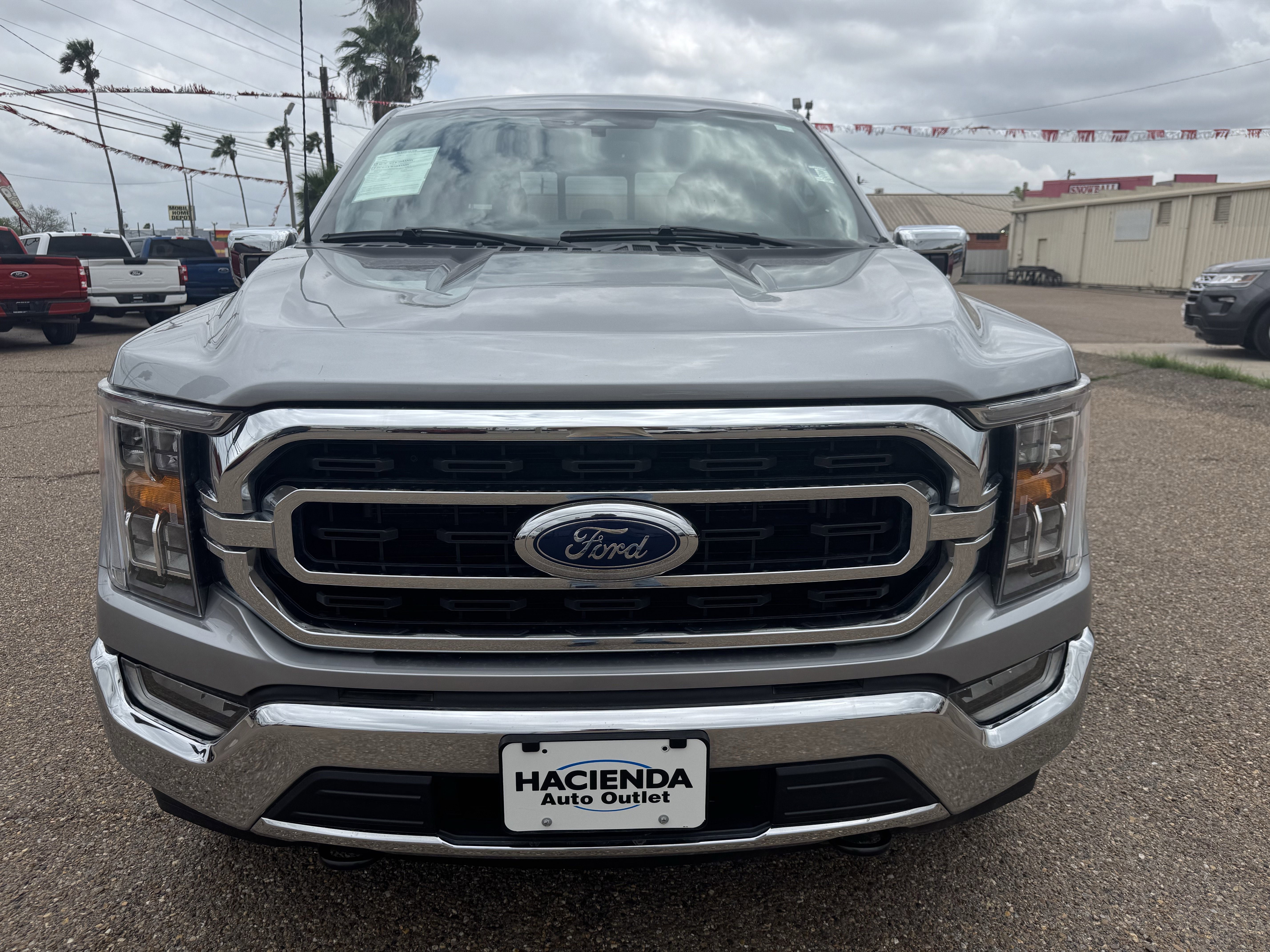 Used 2022 Ford F150 XLT w/ Equipment Group 302A High AWD/4WD image 6