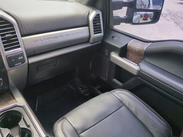 Used 2018 Ford F250 Lariat w/ Lariat Value Package AWD/4WD image 17