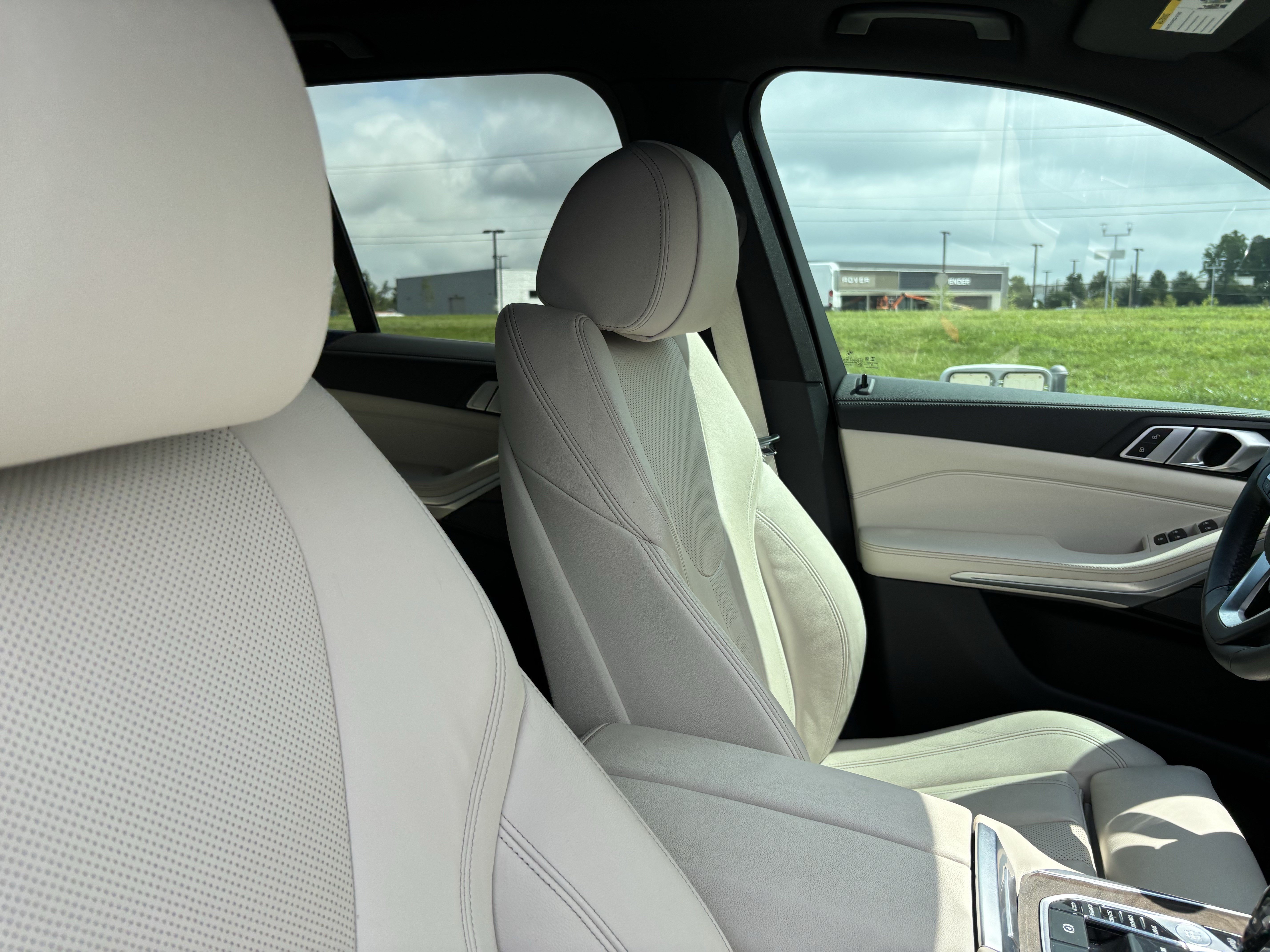 Used 2020 BMW X5 sDrive40i w/ Premium Package RWD image 35