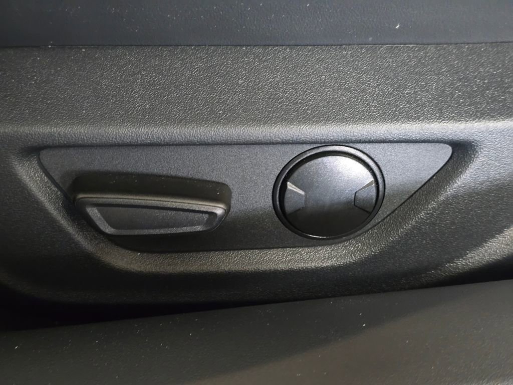 Used 2025 Ford Mustang GT Premium RWD image 13