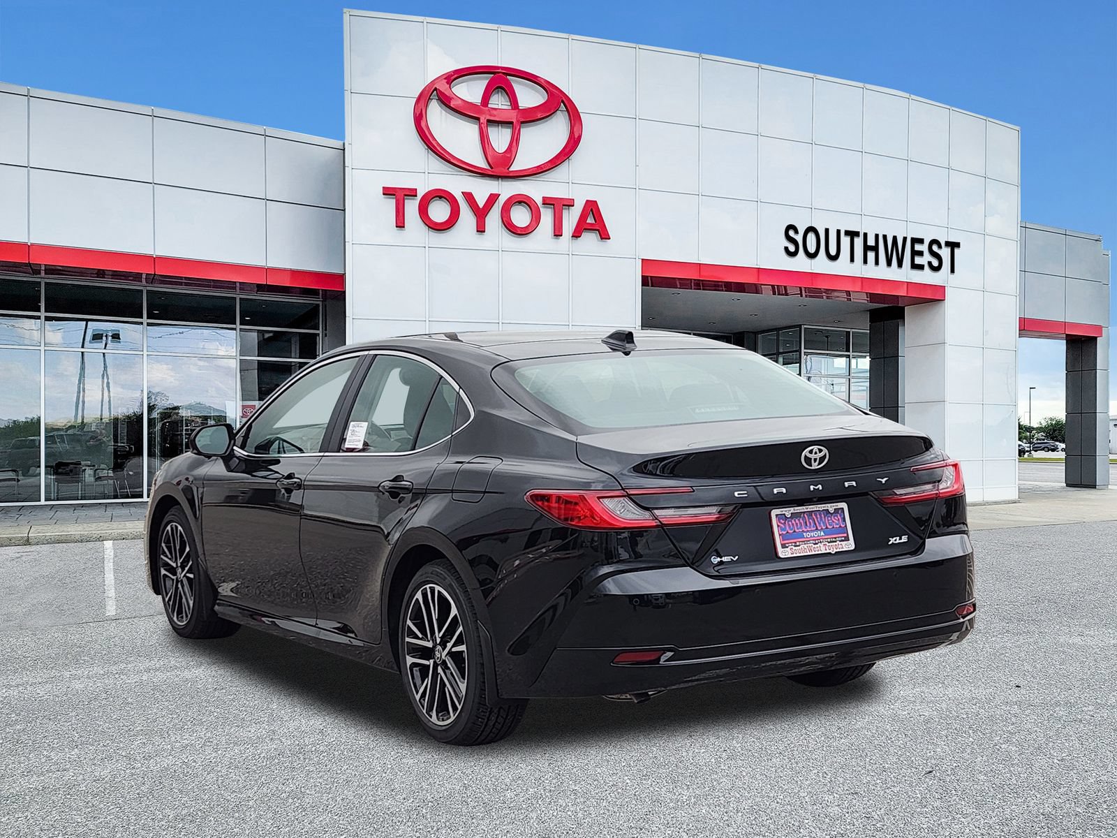 New 2026 Toyota Camry XLE w/ Premium Plus Package FWD image 5