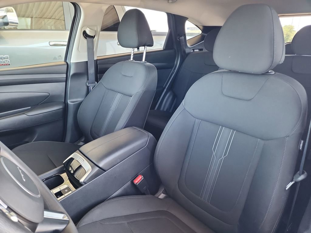 Used 2025 Hyundai Tucson SEL FWD image 16