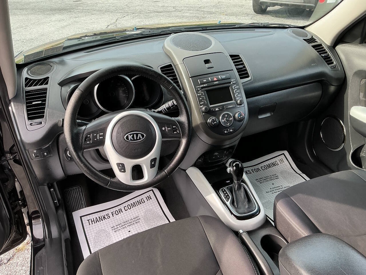 Used 2012 Kia Soul + w/ Audio Pkg FWD image 21